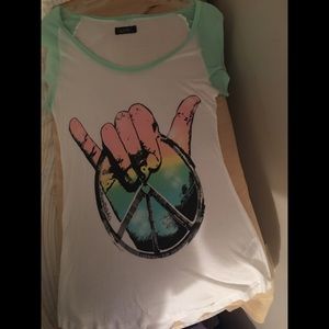 COPY - Lauren Moshi peace and love hi def